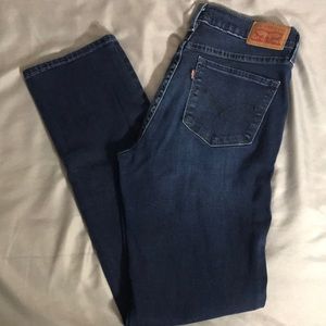 Levi’s 312 Shaping Slim Jeans